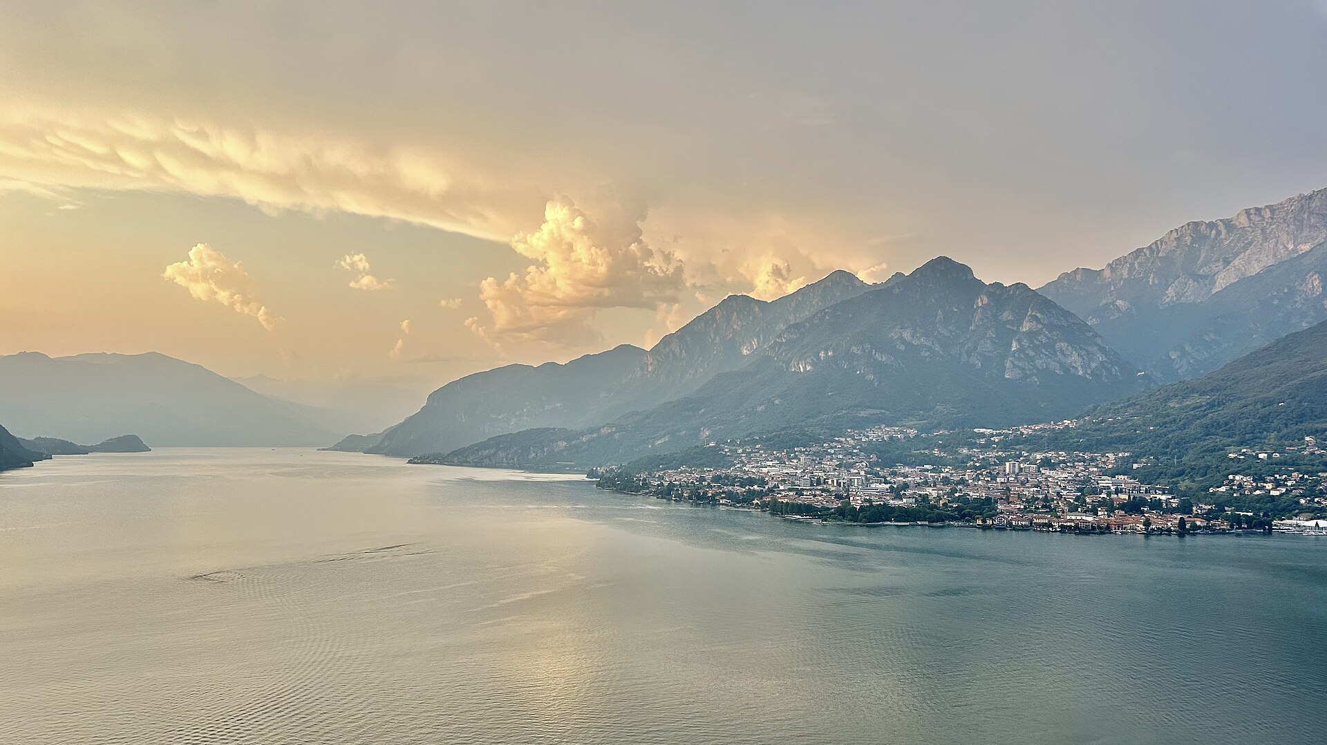 Onno and its white beaches
