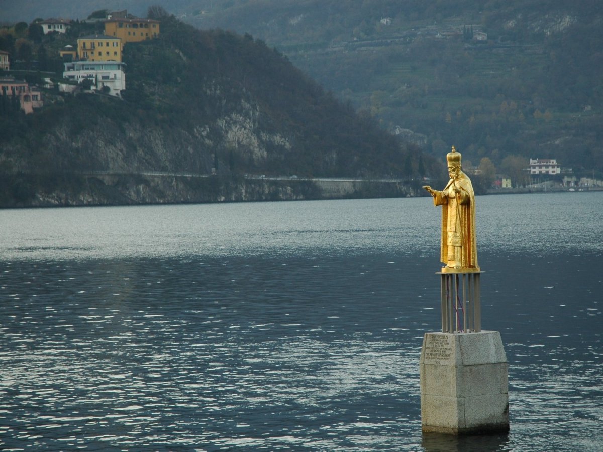 Boat Tour 8 hours - Full Day from Mandello
