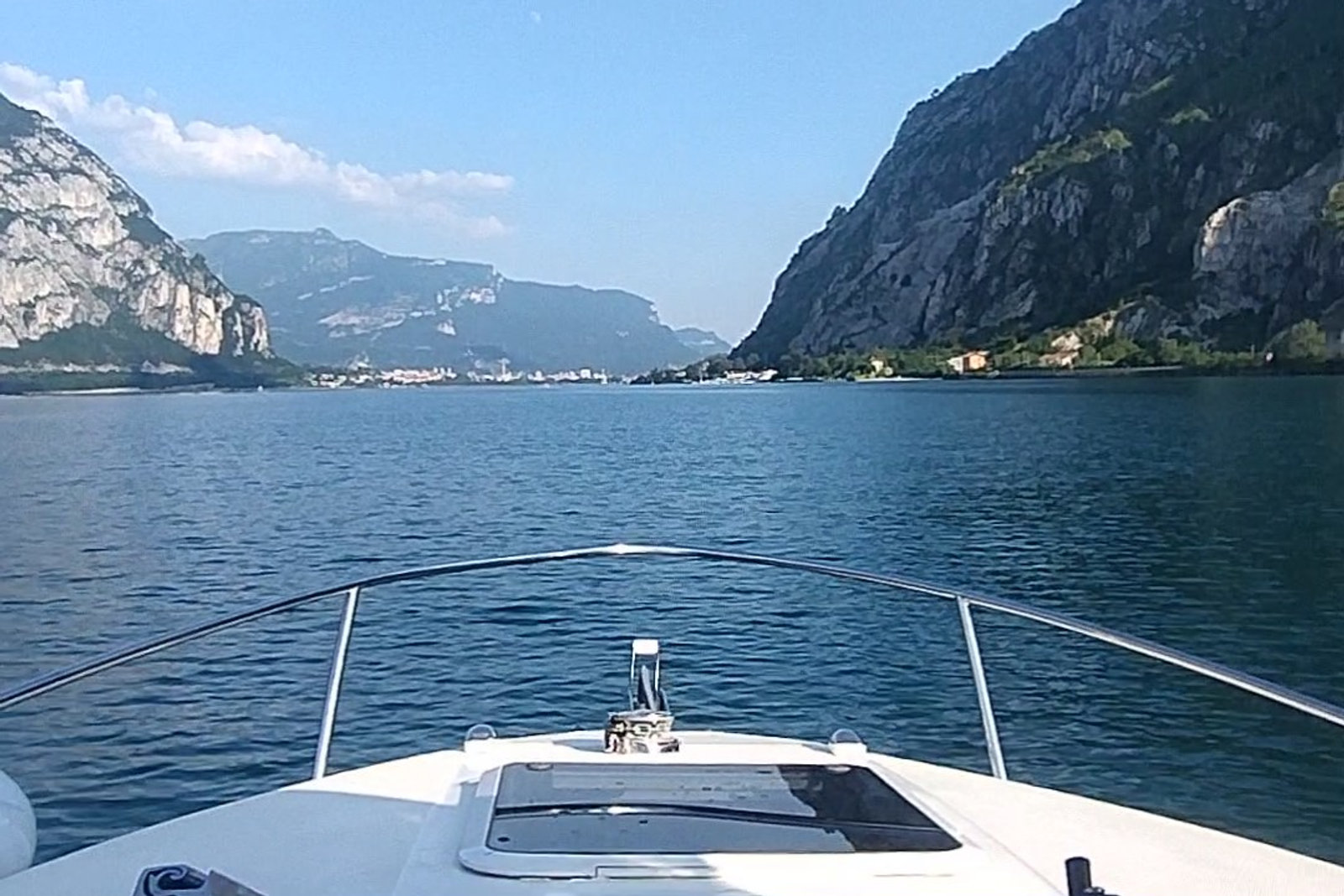 Sea Ray 190 Cabin on Lake Como